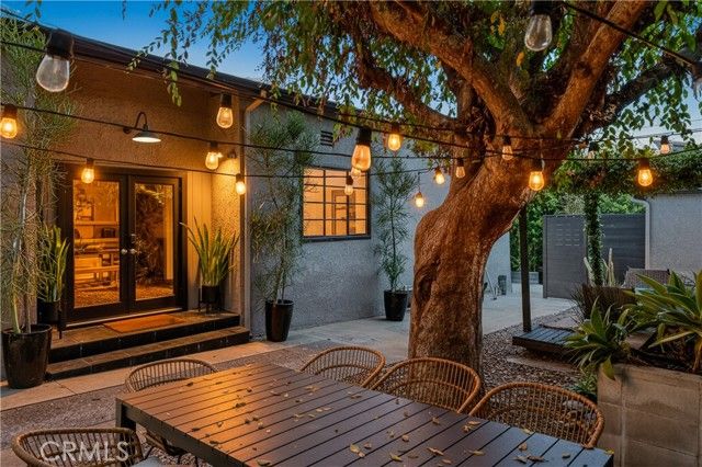 654 S Soto Street, Los Angeles, CA 90023