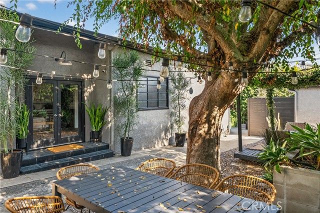 654 S Soto Street, Los Angeles, CA 90023