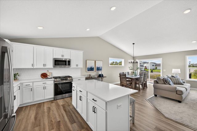 1321 Woods Road NE, Isanti, MN 55040