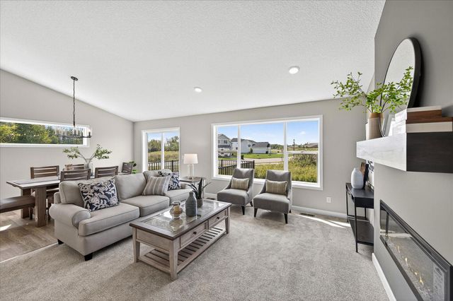 1321 Woods Road NE, Isanti, MN 55040