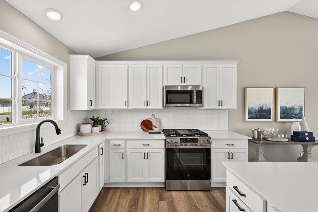 1321 Woods Road NE, Isanti, MN 55040