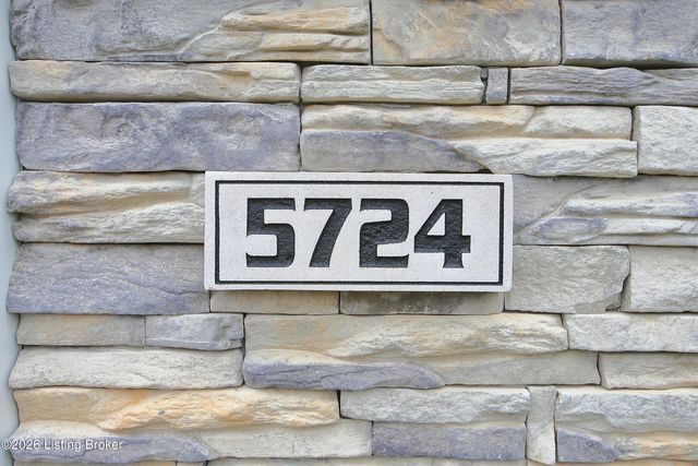 5724 Ruby Falls Dr, Prospect, KY 40059