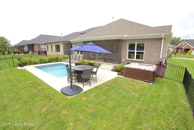 5724 Ruby Falls Dr, Prospect, KY 40059