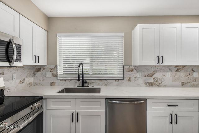 4648 W DEL RIO Street, Chandler, AZ 85226