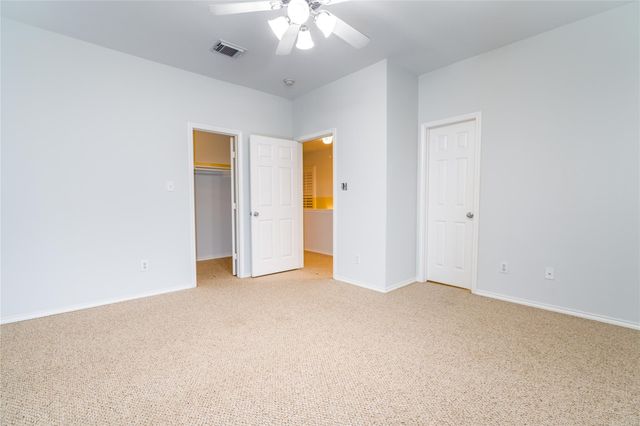 850 W Heights Hollow Lane, Houston, TX 77007