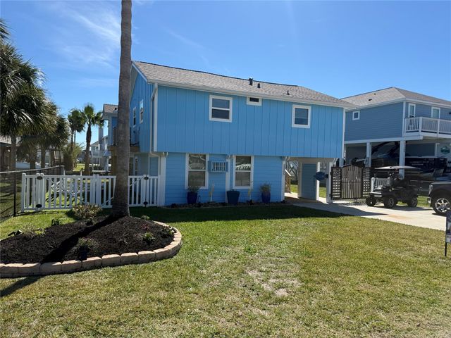 22205 Frio Drive, Galveston, TX 77554