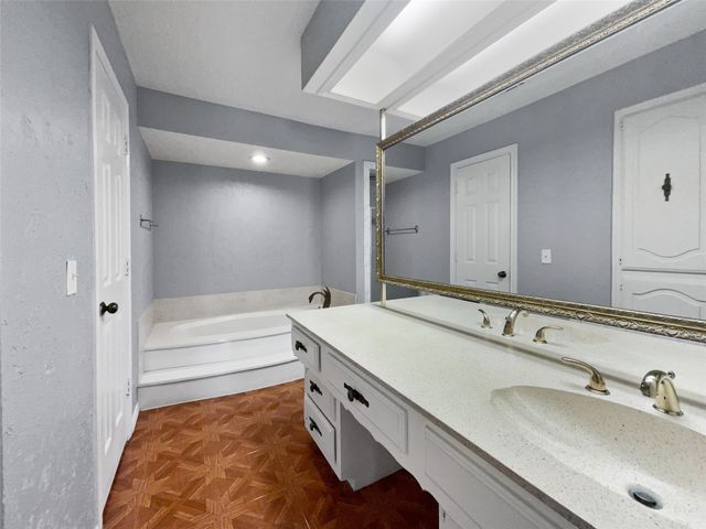 5008 Urban Crest Road, Dallas, TX 75227