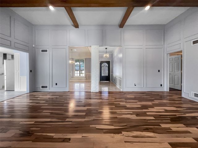 5008 Urban Crest Road, Dallas, TX 75227