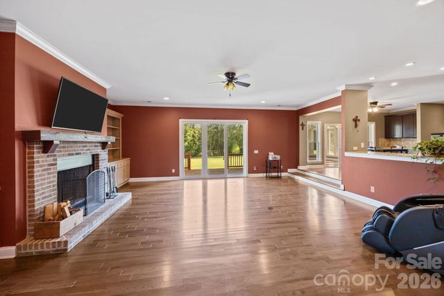 255 Woodlea Court, Mooresville, NC 28115