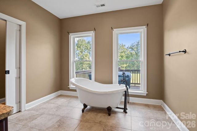 255 Woodlea Court, Mooresville, NC 28115