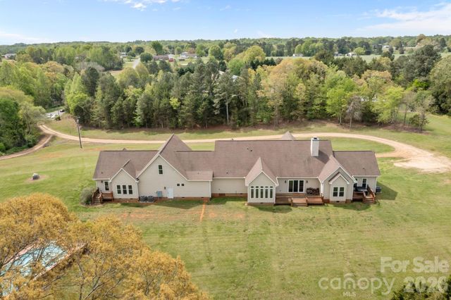 255 Woodlea Court, Mooresville, NC 28115