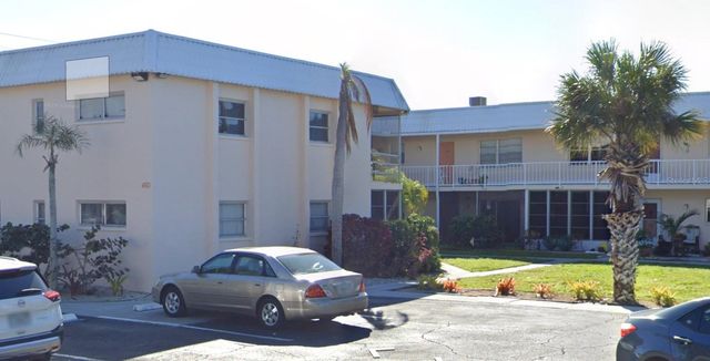460 BASE AVENUE E 110, Venice, FL 34285