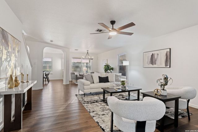 14919 Wilmington, Selma, TX 78154