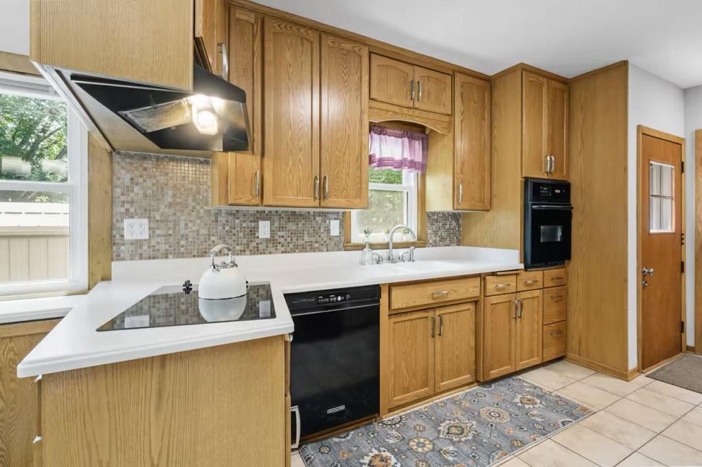 17323 Bay Circle, Minnetonka, MN 55391 — photo 3