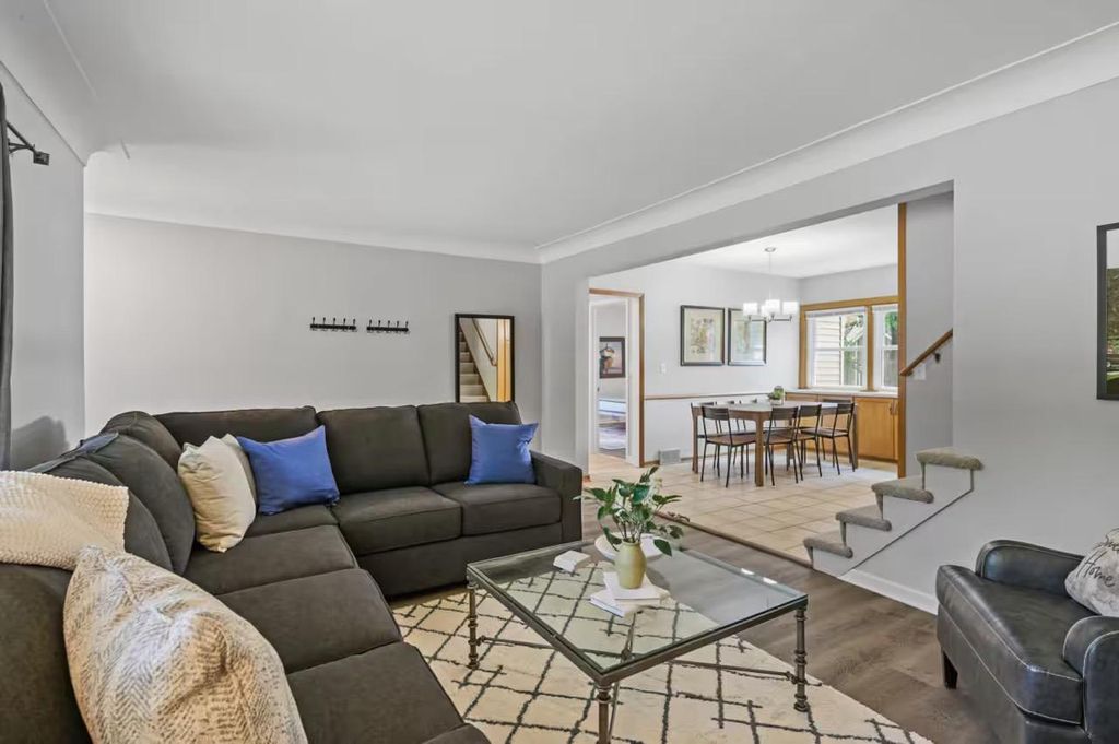 17323 Bay Circle, Minnetonka, MN 55391 — photo 4