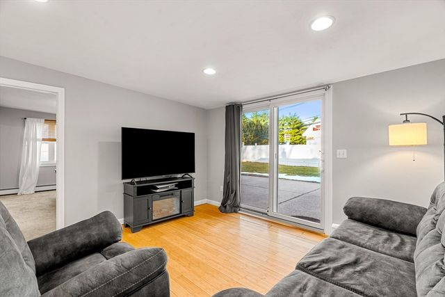 3 Adams Ave, Methuen, MA 01844