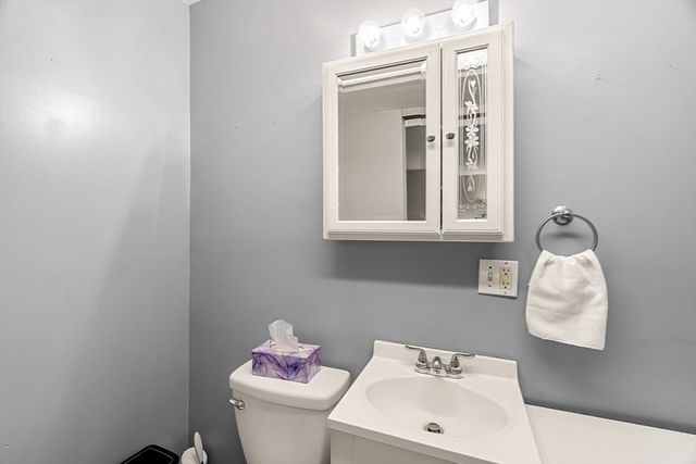 3 Adams Ave, Methuen, MA 01844