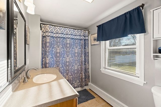 3 Adams Ave, Methuen, MA 01844