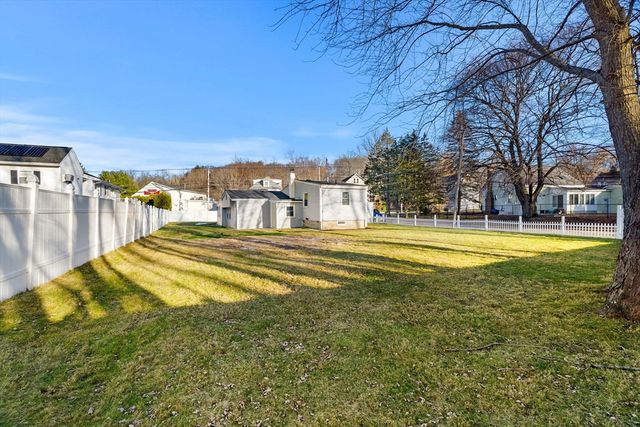 3 Adams Ave, Methuen, MA 01844