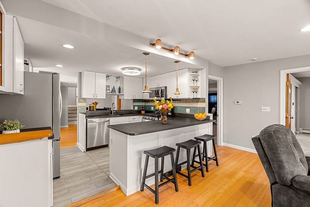 3 Adams Ave, Methuen, MA 01844