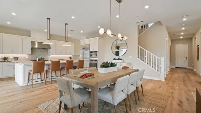 29790 Camino La Cumbre, Valencia, CA 91354