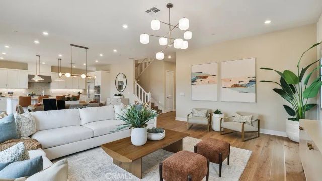 29790 Camino La Cumbre, Valencia, CA 91354