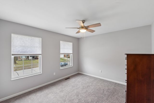 2225 Forest Lawn Drive, Florence, KY 41042