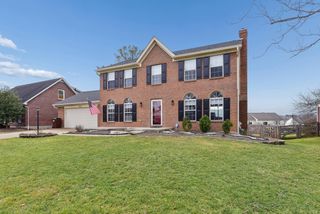 2225 Forest Lawn Drive, Florence, KY 41042