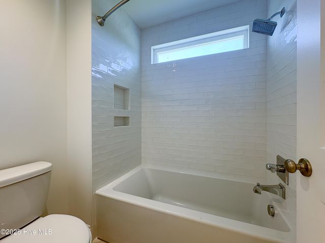 609 High Tide Drive, Sneads Ferry, NC 28460