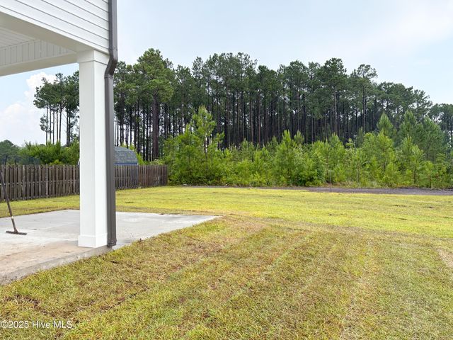 609 High Tide Drive, Sneads Ferry, NC 28460