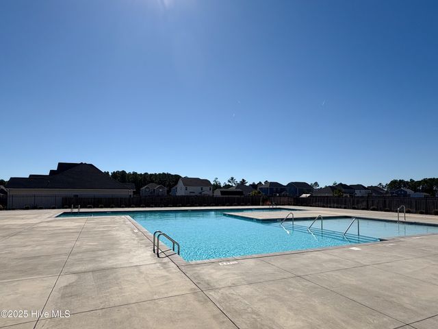 609 High Tide Drive, Sneads Ferry, NC 28460