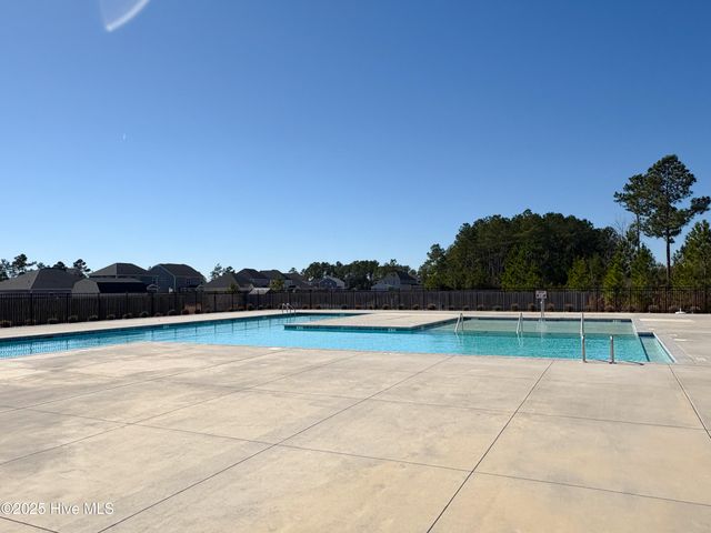 609 High Tide Drive, Sneads Ferry, NC 28460