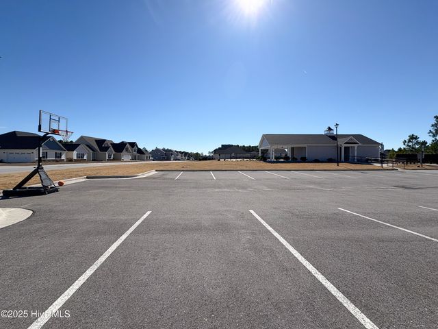 609 High Tide Drive, Sneads Ferry, NC 28460