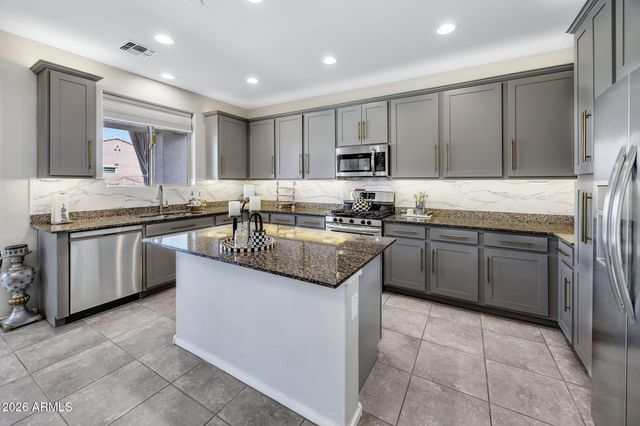 25218 N 143RD Lane, Surprise, AZ 85387