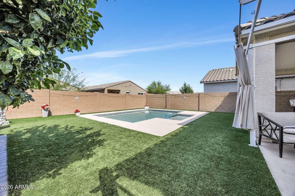 Image 30 of property listing at 25218 N 143RD Lane, Surprise, AZ 85387