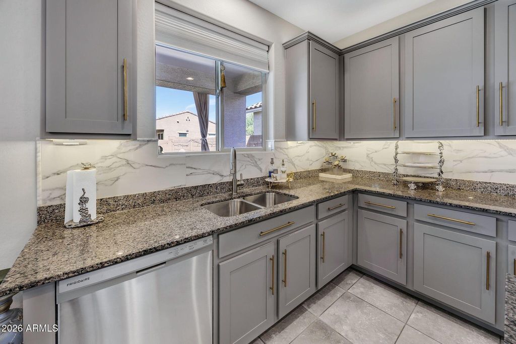 Image 6 of property listing at 25218 N 143RD Lane, Surprise, AZ 85387