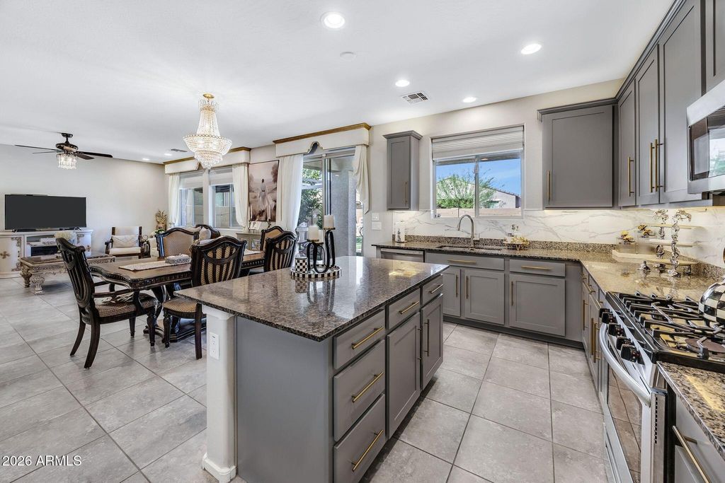 Image 8 of property listing at 25218 N 143RD Lane, Surprise, AZ 85387