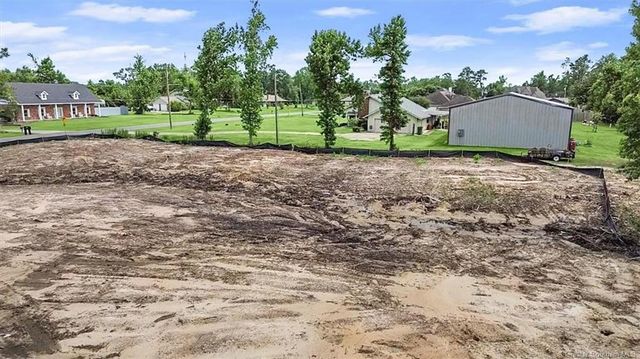 362 W Park Manor Drive, Lake Charles, LA 70611