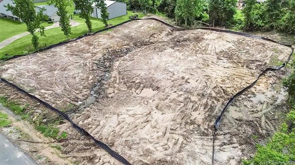 362 W Park Manor Drive, Lake Charles, LA 70611