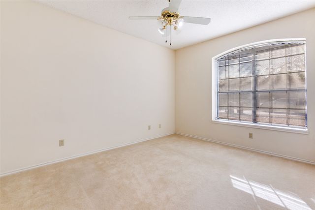 2122 Rolling Oak Lane, Garland, TX 75044