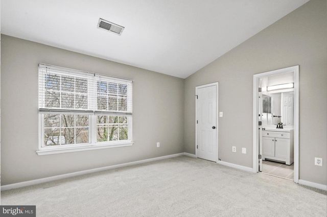328 MOSEBY CT, Manassas Park, VA 20111