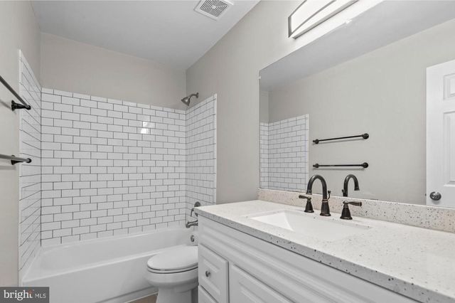 328 MOSEBY CT, Manassas Park, VA 20111