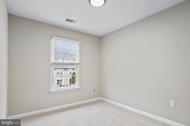 328 MOSEBY CT, Manassas Park, VA 20111