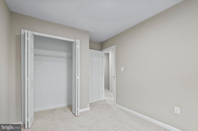 328 MOSEBY CT, Manassas Park, VA 20111
