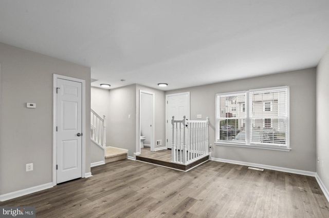 328 MOSEBY CT, Manassas Park, VA 20111