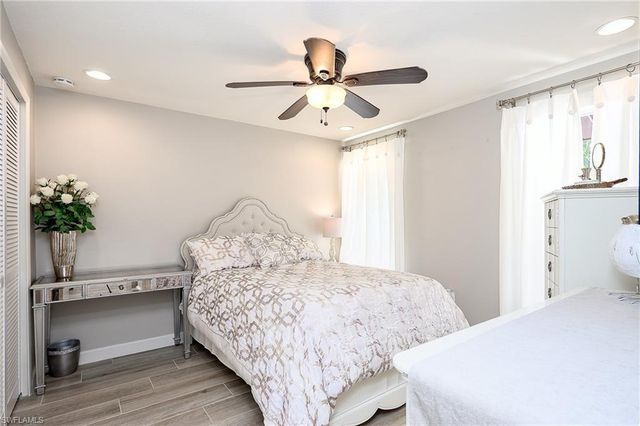5675 Golden Oaks LN, Naples, FL 34119