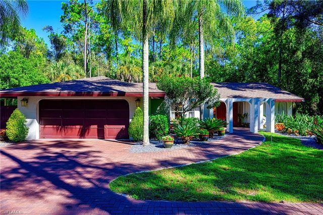 5675 Golden Oaks LN, Naples, FL 34119