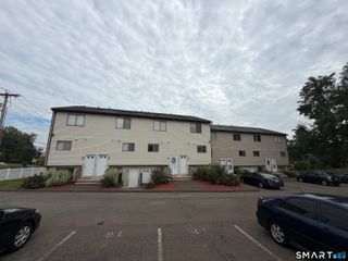 790 First Avenue 18, West Haven, CT 06516