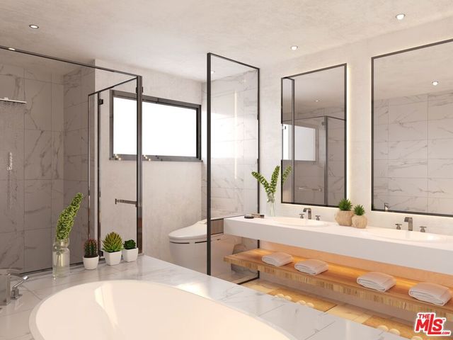 448 W Beech Street, Los Angeles, CA 90065