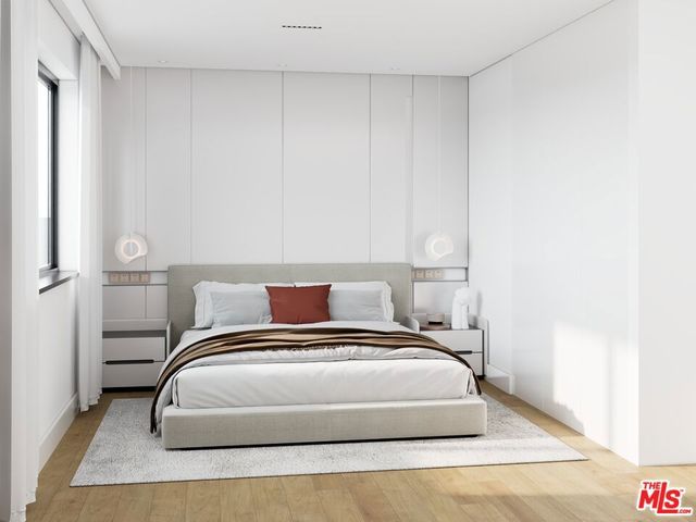 448 W Beech Street, Los Angeles, CA 90065